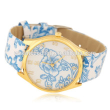 Classical charm leather bracelet quartz watch for girls